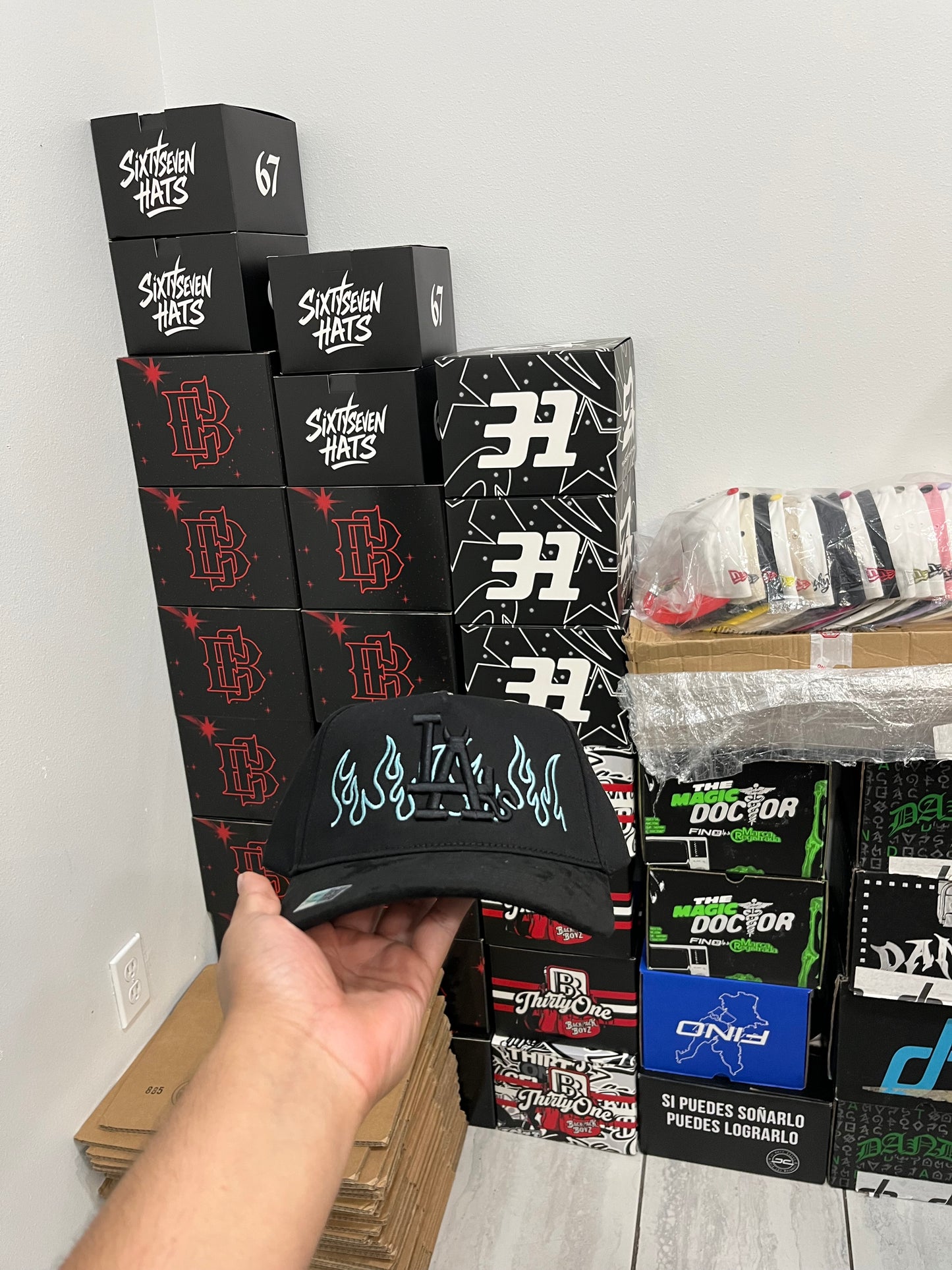 Caps Fans (LA Flames)