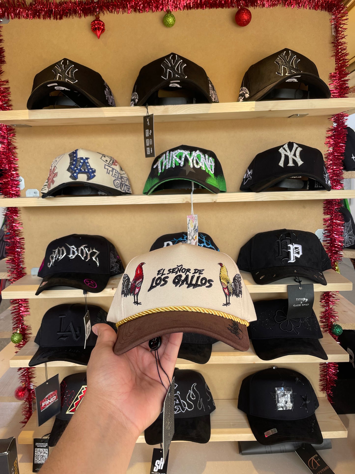 Klan Hats “El señor de los gallos”