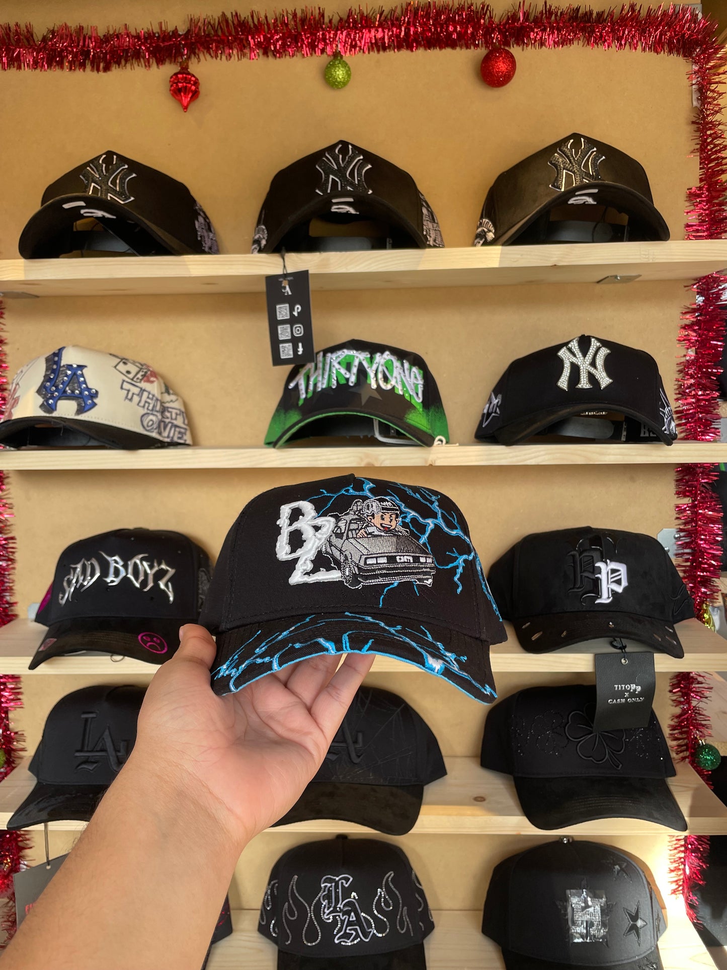 Báez x Oscar Maydon “Volver al Futuro”