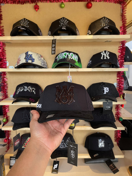 BiggBoss “Amiri Total Black”