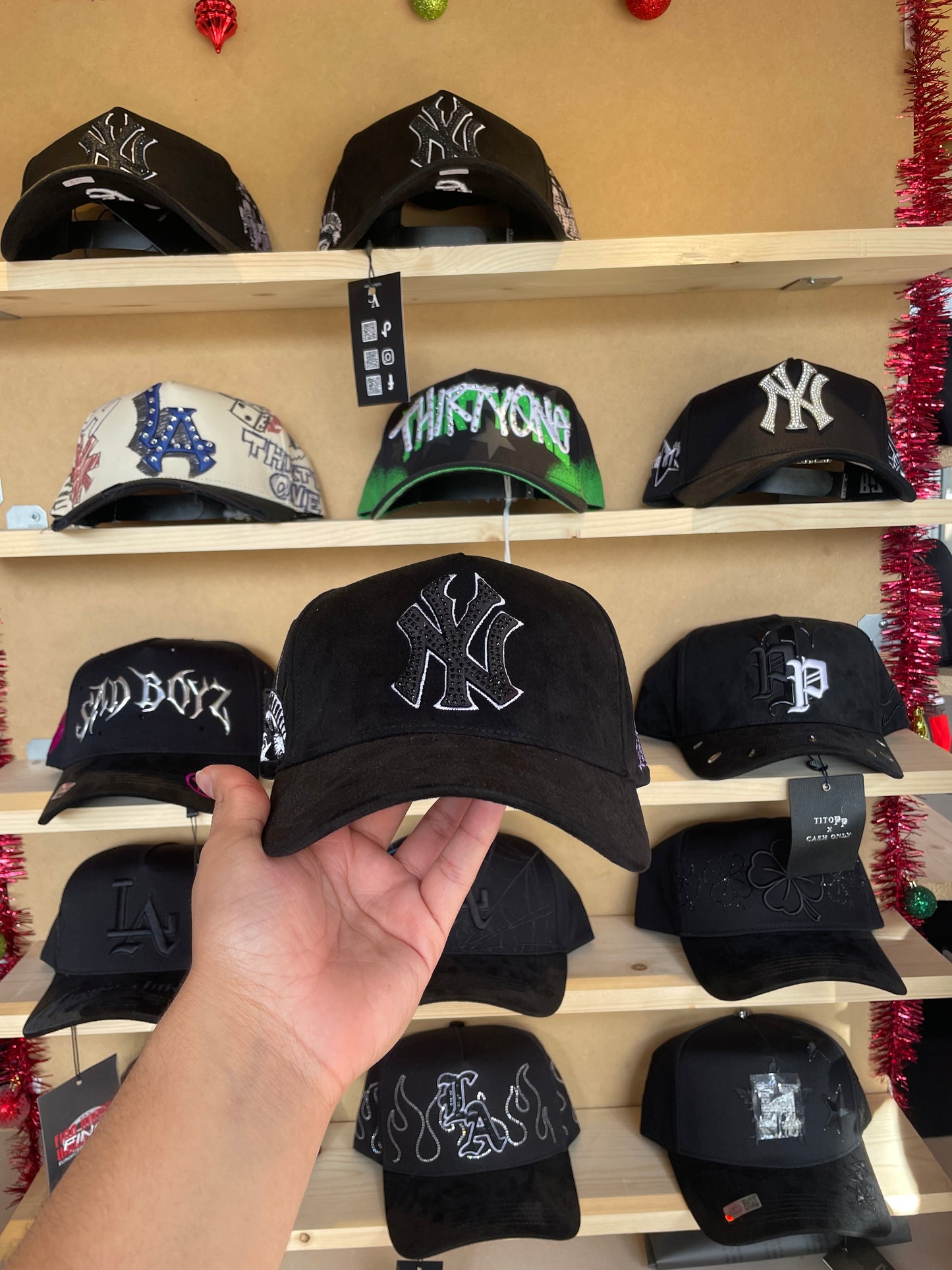 Valles Caps “NY” Full Set