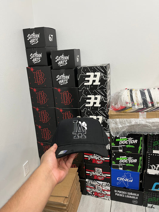 Caps Fans (LA Sombrero)